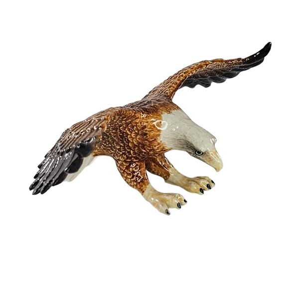 Northern Rose Bald Eagle Miniature Figurine Bird - Picture 1 of 8
